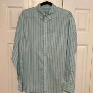EUC performance dress shirt